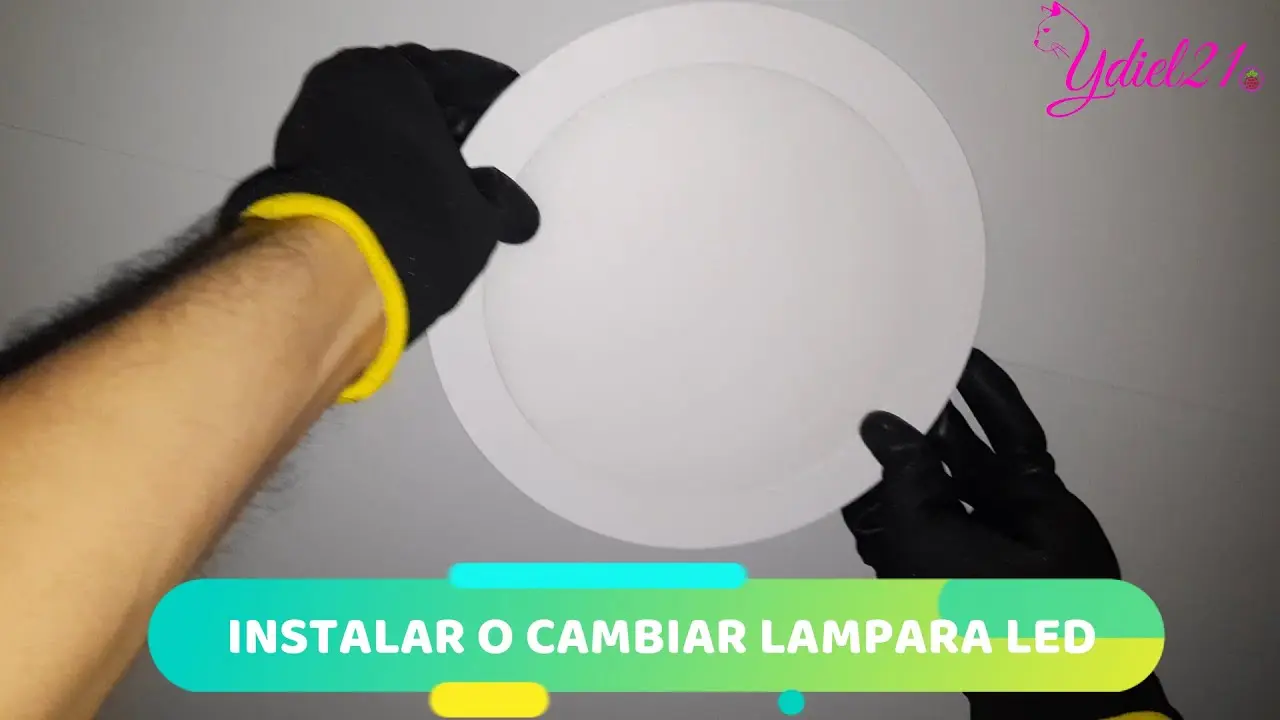 cambiar bombilla plafon cocina - Cómo cambiar una bombilla paso a paso